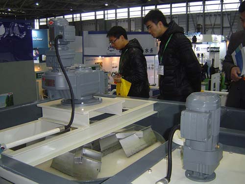 �h(hu��n)��չ2