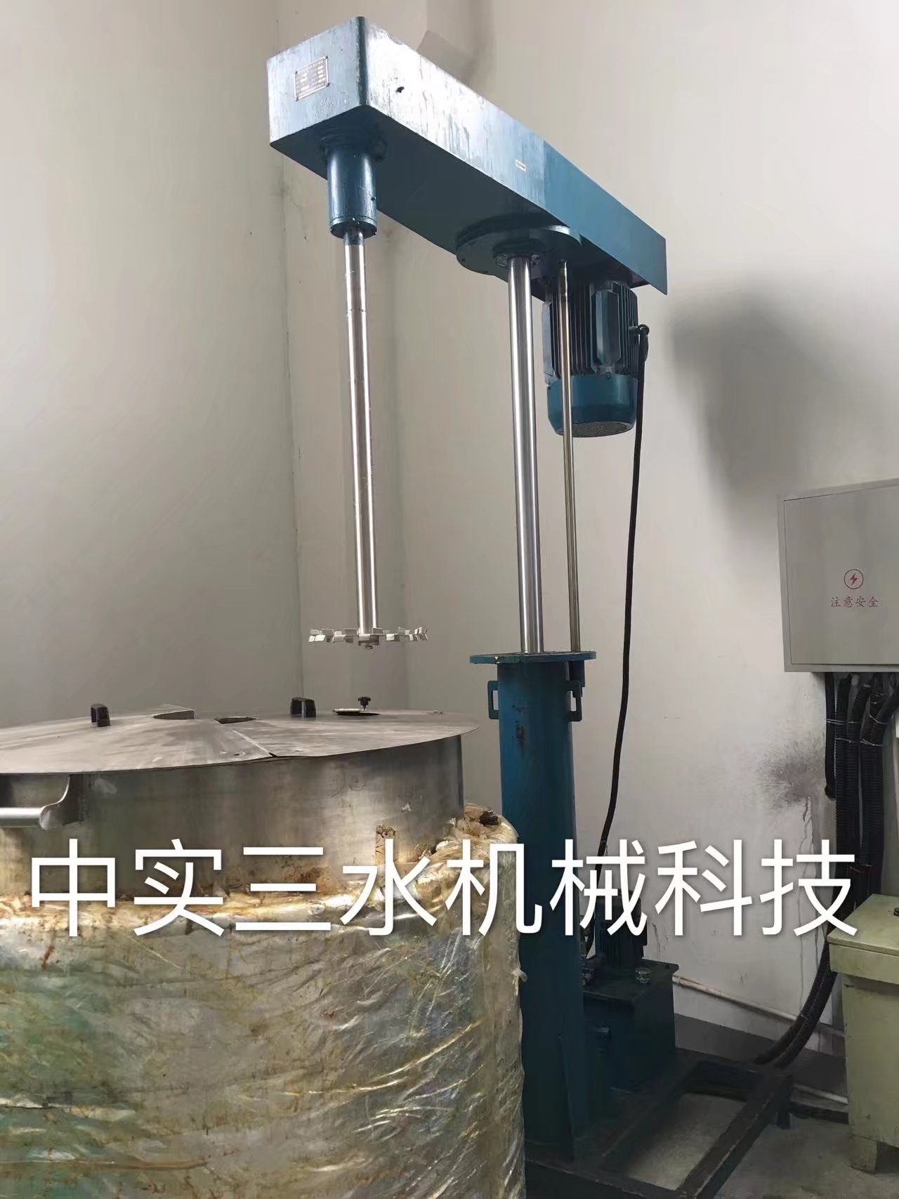 ��ɽ���ٷ�ɢ�C